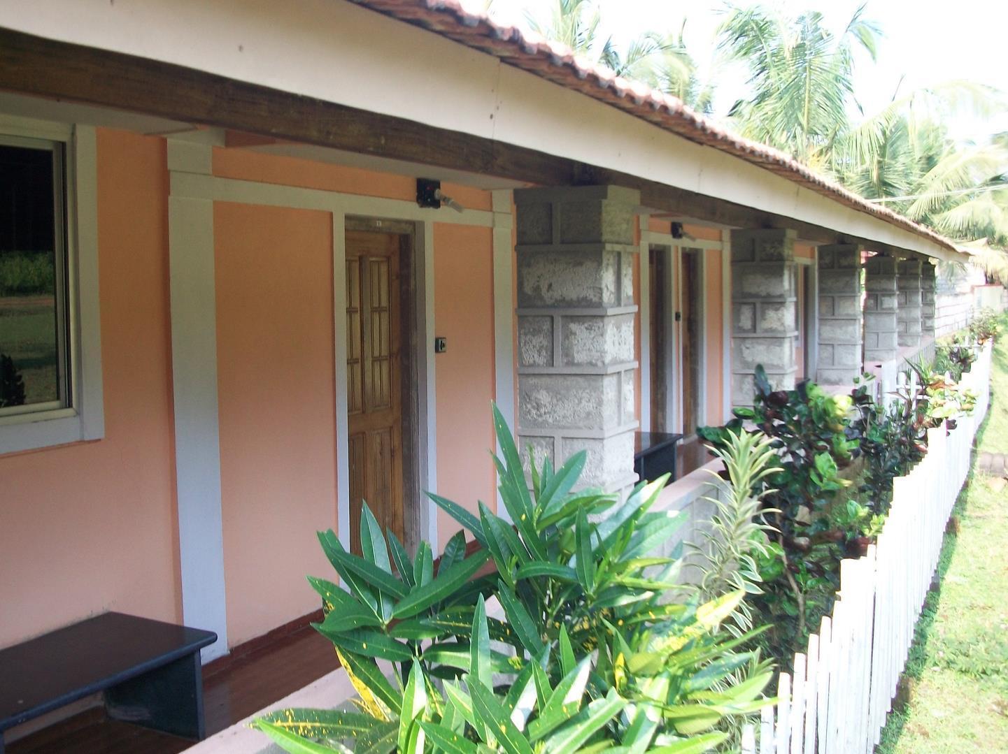 Sathwik Homestay Kumta Exterior photo